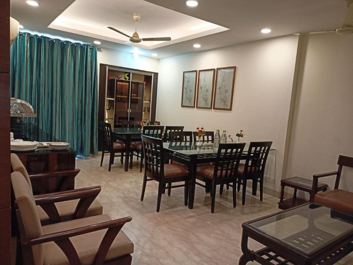 Hermitage By The Cosy Hotels Near Lotus Temple Yeni Delhi Dış mekan fotoğraf
